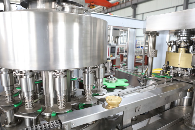 juice canning machine.jpg